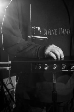 Mano Divina by Karen Kirchhoff